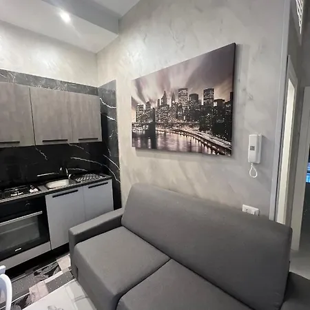 Sweethousenelcuoredinapoli Casa de Férias Nápoles